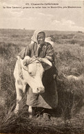 Marennes - La Mère CORABOEUF , Gardeuse De Vaches Dans Les Marais Gâts - Vachère Type Personnage Locale - Marennes