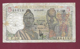 220222A - Billet BANQUE DE L'AFRIQUE OCCIDENTALE 5 Cinq Francs 19-12 1952 - Taches Plis - Other - Africa