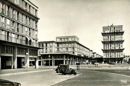 Le Havre * Quai Southampton * Citroën Traction * Place * Café Bar - Unclassified