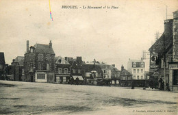 Briouze * La Place Et Le Monument * Boucherie - Briouze
