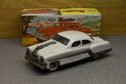 AMARTOY Minister Delux Scale 1:18 Pontiac Chieftan Tin Friction 1981 - Altri & Non Classificati