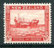 New Zealand 1935-36 Pictorials - Single Wmk. - 6d Harvesting - P.13½ X 14 HM (SG 564) - Neufs