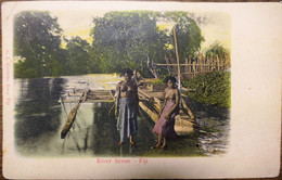 C. P. A. : Fidji, Fiji : River Scene, Jeunes Filles Aux Seins Nus, Timbre En 1903 - Fidji