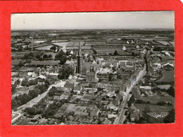 PLOUNEOUR-MENEZ - Vue D'ensemble Et L'Eglise - - Autres & Non Classés