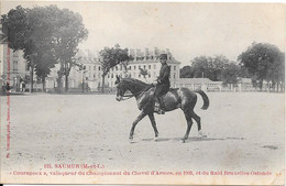 SAUMUR - " Courageux " Vainqueur Du Championnat Du Cheval D'Armes En 1903 Et Du Raid Bruxelles-Ostende - Hippisme