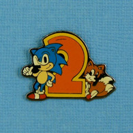 1 PIN'S // ** SONIC 2 / HEDGEHOG Et TAILS / MIS EN LIGNE PAR SÉGA FOREVER EN 2017 ** . (© SÉGA 1992) - Jeux