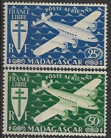 MADAGASCAR AERIEN N°59 ET 60 N** - Poste Aérienne