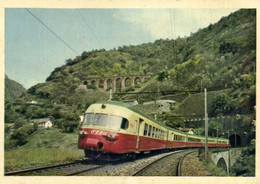 La Rame T.E E.Milan Zurich à Pianotondo RV - Trains
