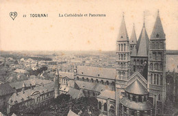 Tournai - La Cathédrale Et Panorama - Tournai