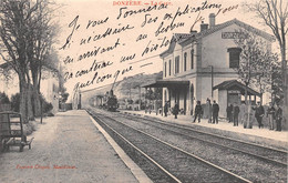 DONZERE - La Gare - Arrivée Du Train - Donzere