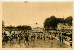 Boran * Plage De Lys Chantilly * Un Coin De La Plage * Baigneurs Maillot De Bain - Boran-sur-Oise