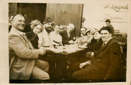 Marseille * Carte Photo * Terrasse D'un Café Ou Restaurant De La Ville - Non Classés