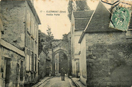 Clermont * Rue Et Vieille Porte De La Ville - Clermont