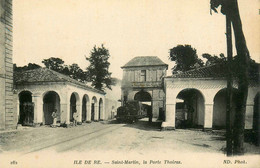 St Martin , Ile De Ré * Arrivée Train Locomotive Machine , La Porte Thoiras * Ligne Chemin De Fer Charente Maritime - Ile De Ré