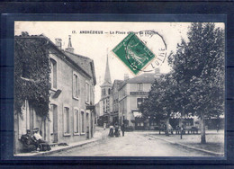 42. Andrézieux. La Place Et Vue De L'église - Andrézieux-Bouthéon