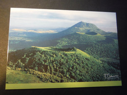 CPM Volcans D'Auvergne - Puy De Dôme, Puy Des Goules, Puy De Pariou - Francis Debaisieux - Other & Unclassified