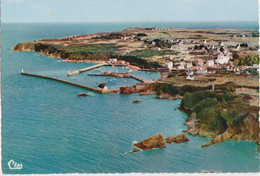 Rare Cpsm Grand Format ILE De GROIX - Vue Aérienne - Côte Du Gripp Et Vue Générale De Port Tudy - Groix