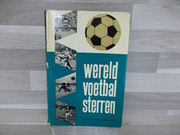 Boek Uit 1966 - Wereld Voetbal Sterren Door Olivér Gaspar & André Funyik - Autres & Non Classés