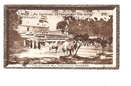 Chromo INDOCHINE INDOCHINA Annam Tombeau Empereur Gia Long Pub: Chocolat Suchard 103 X 59 Mm Bien 2 Scans - Suchard