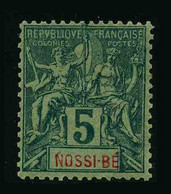 NOSSI BE - COLONIE FRANCAISE - YT 30 ** - TIMBRE NEUF ** - Unused Stamps