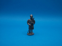 Figurine En Métal Sans Nom - Guerrier Avec Hache - Finition étain - No Kinder - Metal Figurines