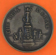 ANTIQUE BELL MEDAL PRESENTED BY THE SOCIETY OF MINIATURE RIFLE CLUBS - Altri & Non Classificati