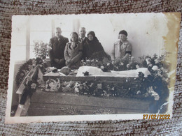 POST MORTEM FUNERAL , DEAD OLD MAN IN COFFIN  ,0 - Funérailles