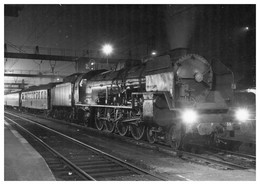 Photo - 18 X 12,7 Cm - LA VIE DU RAIL - Train 519 Locomotive 241 P 33 - LE MANS - Photo GUY LAFORGERIE - Trenes