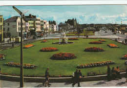 WESTON SUPER MARE - BEACH ROAD AND FOUNTAIN - Weston-Super-Mare