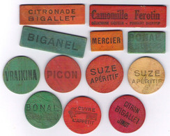 Lot De 12 Jetons Publicitaires Jeu De Cartes Ou Dé En Bois Marques Diverses Suze Picon Biganel Bonal Mercier Bigallet - Autres & Non Classés