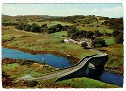 Ref 1526 - Postcard - Tigh-An-Truish Hotel & Clachan Bridge - Seil Argyllshire - Scotland - Argyllshire