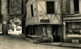 Vannes * Débit De Tabac Tabacs TABAC Café , Rue Et Porte De La Prison - Vannes