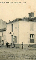 Mareuil Sur Lay Dissais * Débit De Tabac Tabacs TABAC , Un Coin De La Place De L'hôtel De Ville - Mareuil Sur Lay Dissais