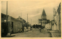 Mareuil Sur Lay Dissais * Grand Garage De L'ouest ( Automobiles ) Rue Du Pont Neuf * Pompe Essence Station Service - Mareuil Sur Lay Dissais