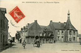 Herbignac * La Place De L'église Du Village * Attelage * Mairie Poste Ptt - Herbignac