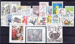 ** Slovaquie 2000 Mi 359-384, (MNH)**, L'année Complete - Komplette Jahrgänge