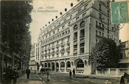 Vichy * Rue Et Le Thermal Palace Hôtel - Vichy