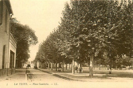 La Teste * La Place Gambetta * Commerce Magasin MOUREAU - Sonstige & Ohne Zuordnung