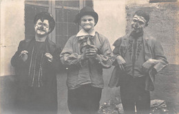 CLOWNS- CARTE PHOTO- A SITUER - Circus