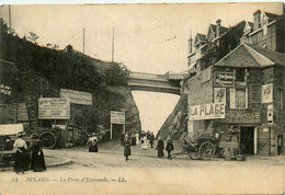 Dinard * Rue Et La Porte D'émeraude * Pont Passerelle - Dinard