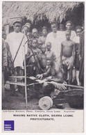Sierra Leone / Freetown 1934 CPA Postcard Making Clothes Homme Torse Nu Ethnique Garçon Noir Black Ethnic Boy Nude A68-5 - Sierra Leone