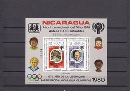 NICARAGUA - 1980 - ** / MNH - MOSCOW OLYMPICS - Mi. Bl. 110 A - YEAR OF THE CHILD OVERPRINTED - Nicaragua