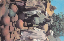 Souk Aux Poteries à Tanger. Voyagée 1965 Tbe Format Cpa - Tanger