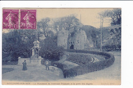 BOULOGNE Sur-MER - Le Monument Du Souvenir Français Et La Porte Des Degres - Boulogne Sur Mer