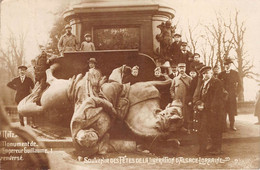 57-METZ- CARTE-PHOTO-SOUVENIR DE LA LIBÉRATION ,MONUMENT DE L'EMPEREUR GUILLAUME RENVERSE - Metz