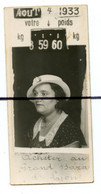 PHOTOGRAPHIE. Photo Originale. Photomaton Photo Indentée Portrait D'une Femme. Acheter AU GRAND BAZAR DE LYON  Aout 1933 - Anonymous Persons