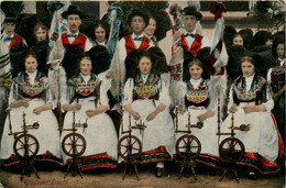 Strasbourg * Groupe De Fileuses En Coiffe * Elsässer Tracht * Folklore Local - Straatsburg