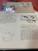 China Stamp FDC + Gold Cards Dolphin - Lettres & Documents