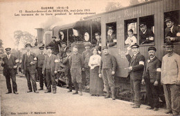 CPA De BERGUES - Bureaux De La Gare Pendant Le Bombardement. - Bergues