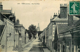 Gien * Rue Paul Bert - Gien